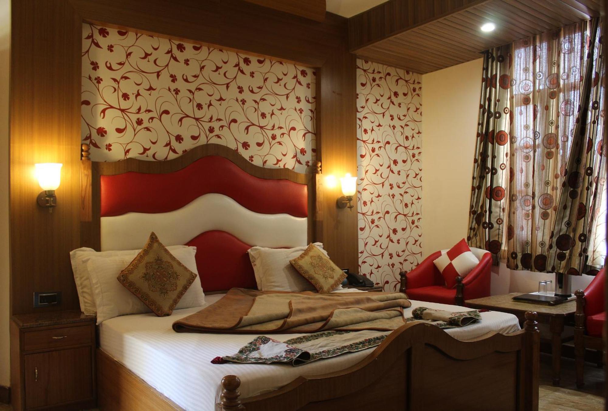 Sagrika Resort Dalhousie Εξωτερικό φωτογραφία