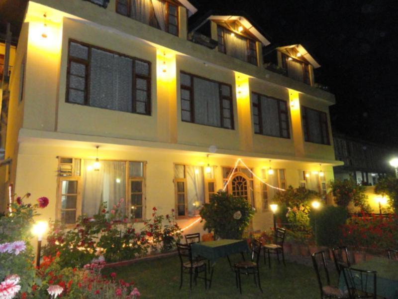 Sagrika Resort Dalhousie Εξωτερικό φωτογραφία