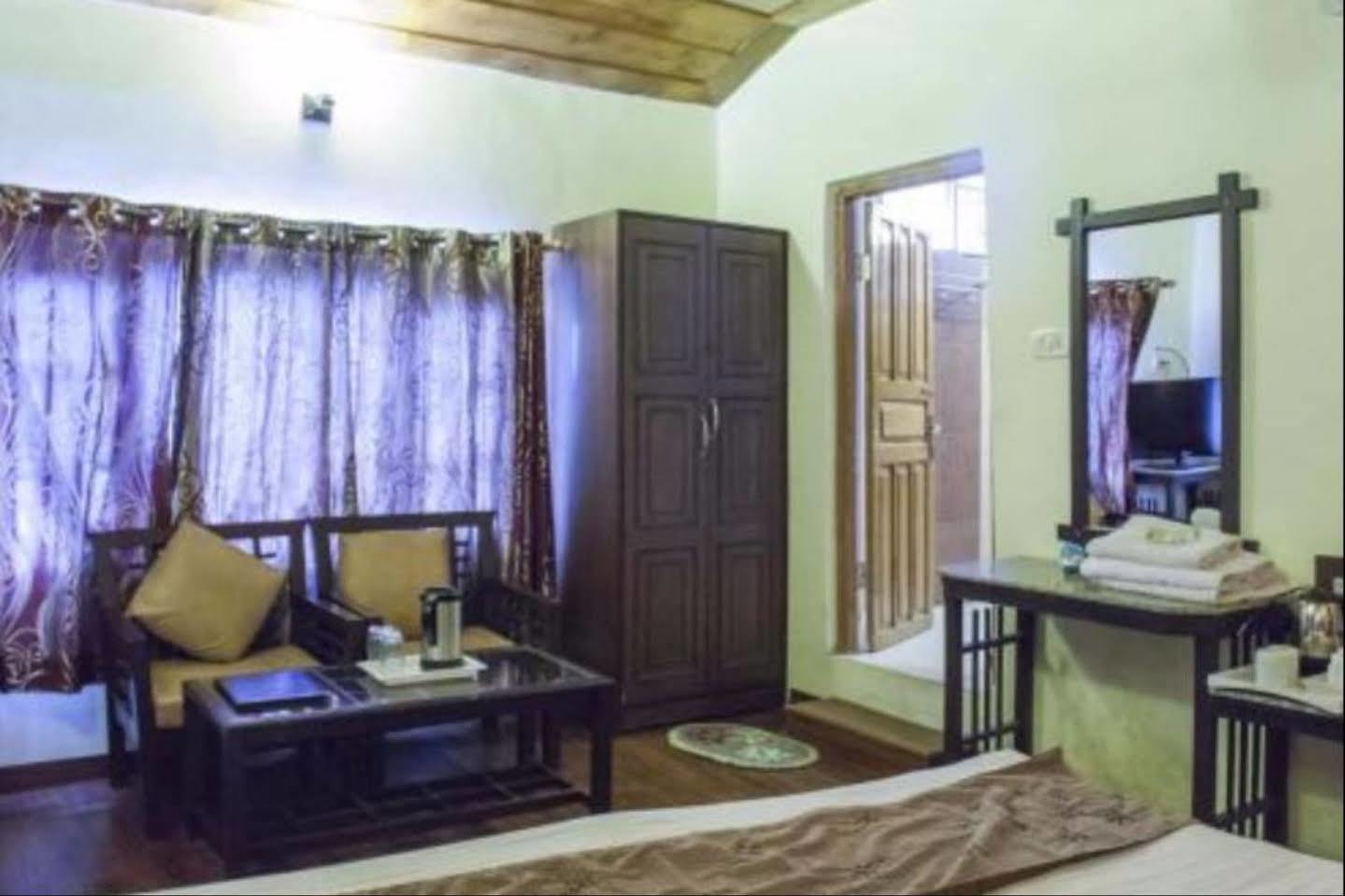 Sagrika Resort Dalhousie Εξωτερικό φωτογραφία
