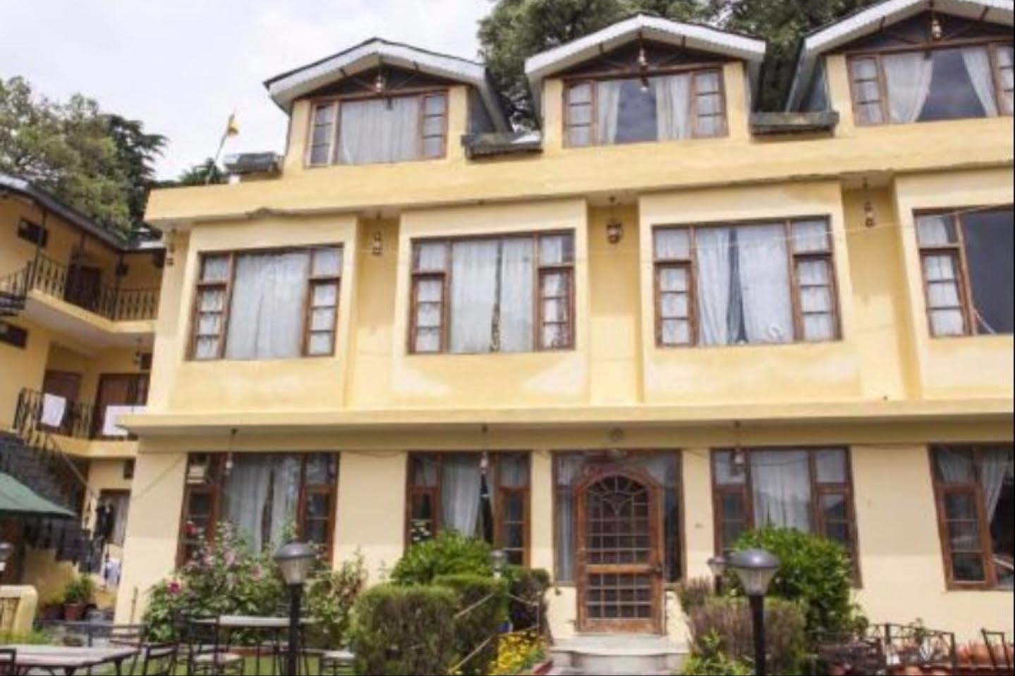 Sagrika Resort Dalhousie Εξωτερικό φωτογραφία